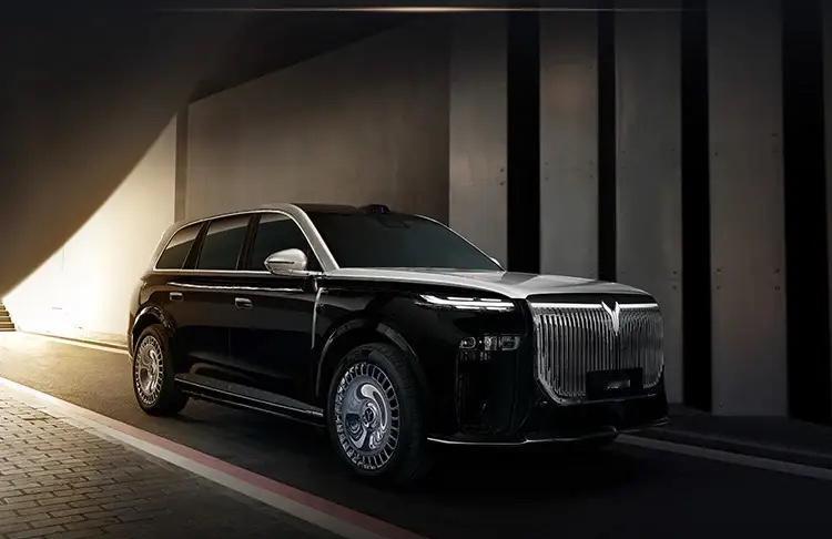 2025年新能源电池排行榜：
1. 宁德时代：42.74%
2. 比亚迪：22.