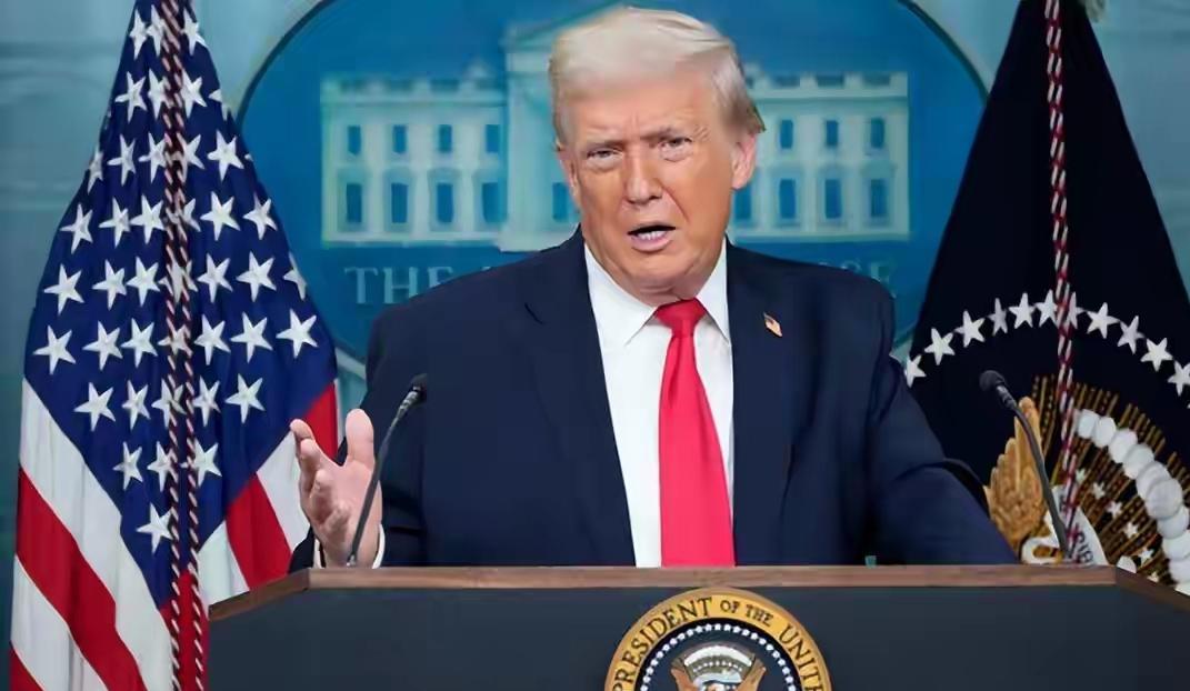 打起来了！
美国和伊朗打仗谁受益？
中国国内专家有见解美国对伊朗开战 

美伊之