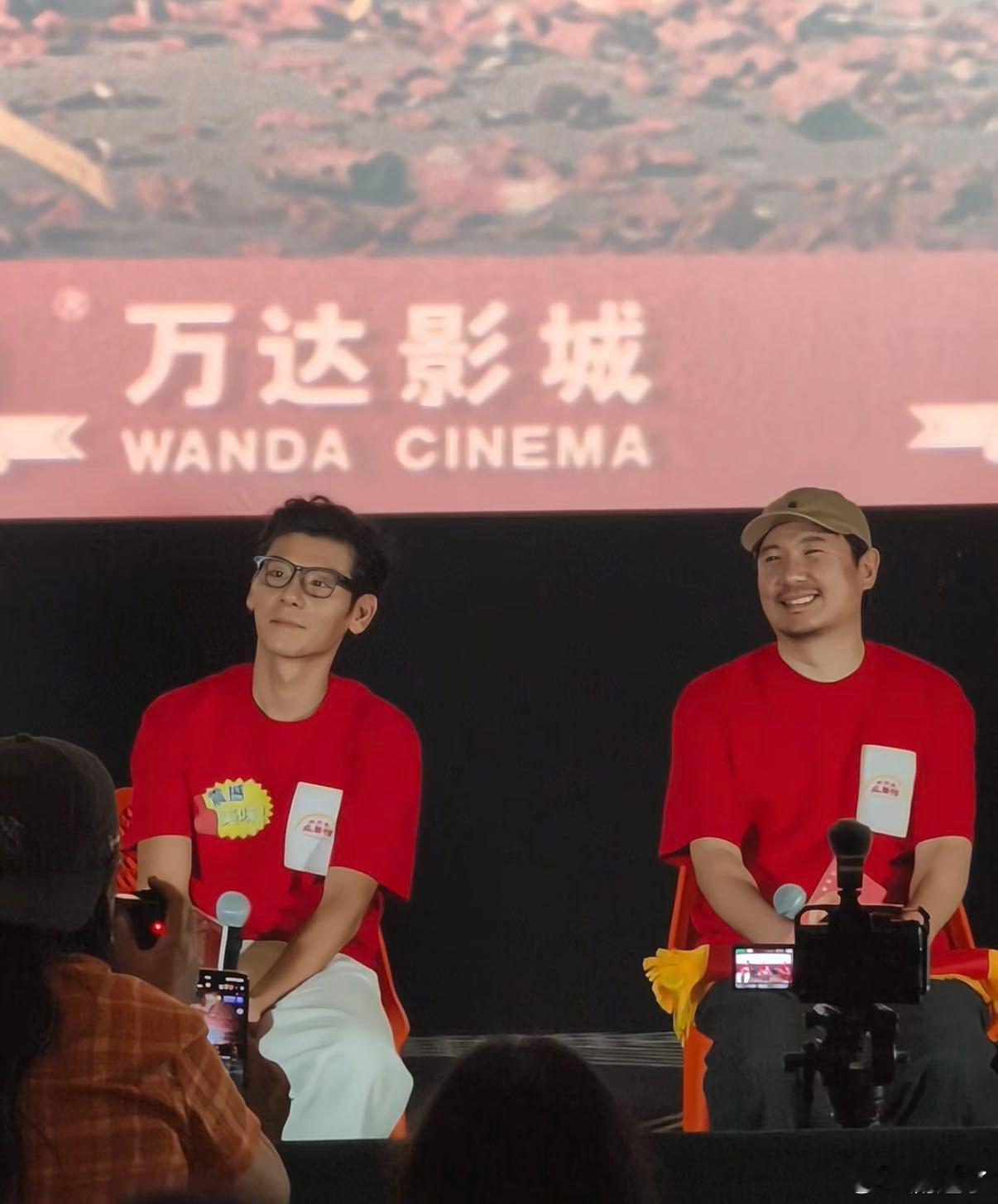 蒋奇明说话也一股东北味了蒋奇明逐渐腾化 路演上他一张嘴我就笑了，那个“可愿意”说