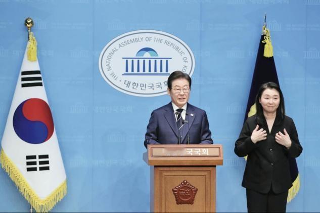 首尔爆发反华游行，韩国人觉得疑惑：为什么中国人没有一丁点害怕？李在明已经确定不会