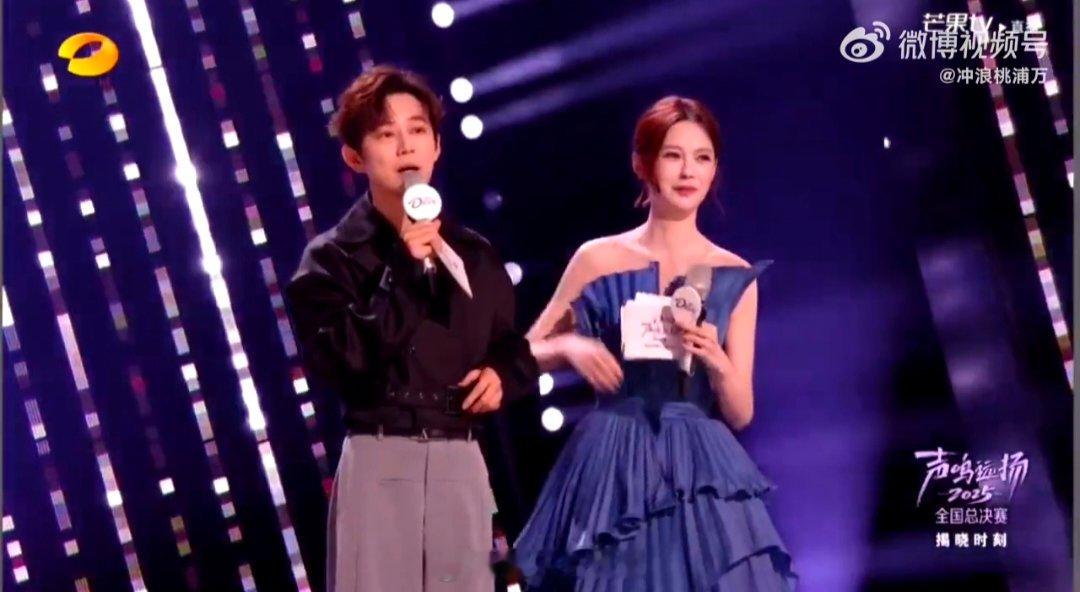 为音乐发声太戳人！华晨宇直播结尾强烈要求复活赛，何老师一边接梗一边认真回应，直言