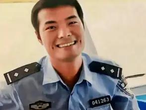 柯占军（1981年7月~2012年2月23日），男，哈尼族，云南西双版纳景洪市人
