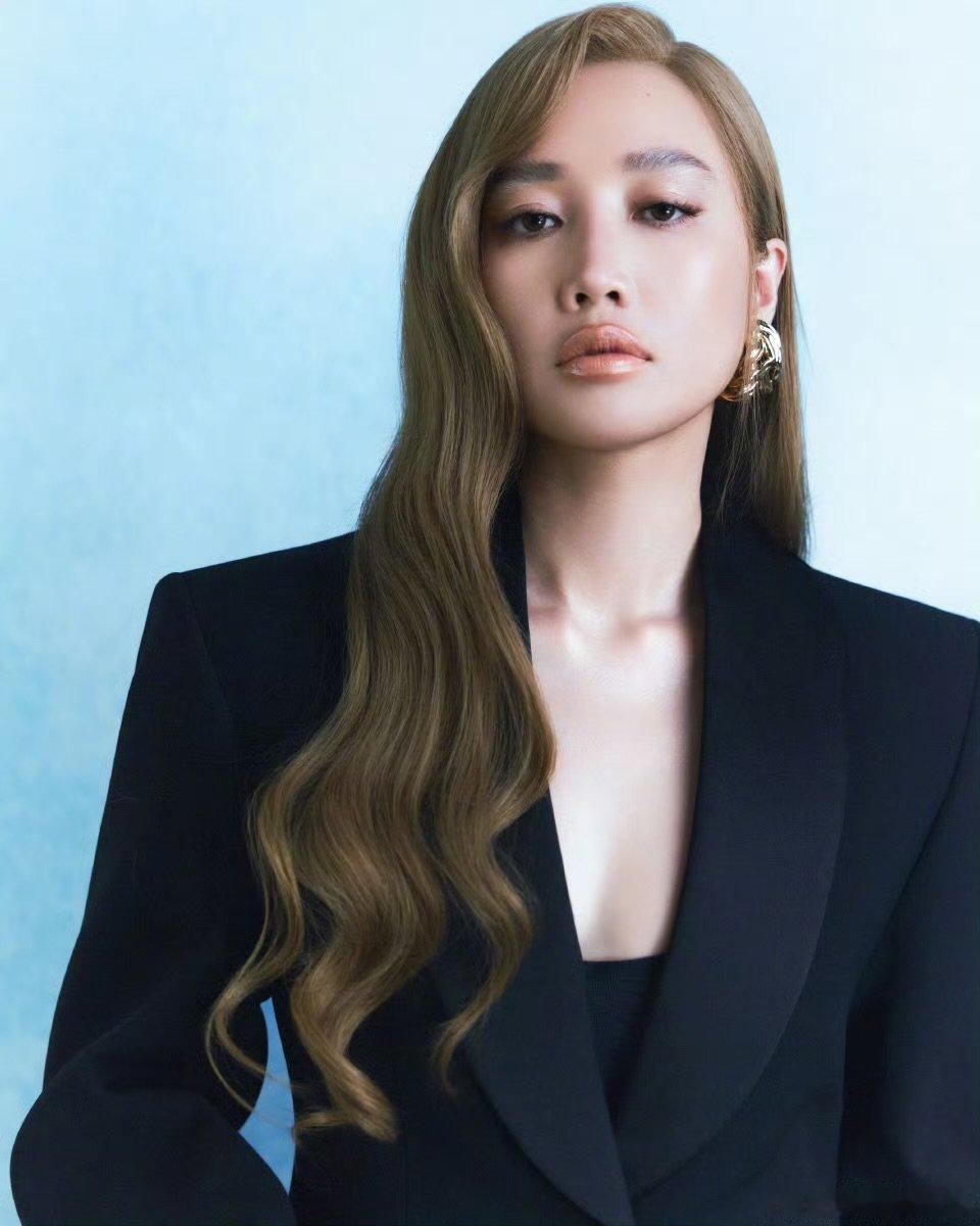 ALin总裁文女主有脸了  声生不息小说里的冷艳总裁照进现实，说的就是A-Lin