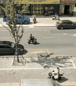 通过图一我明白了什么是：亡羊补牢，见机行事，溜之大吉！