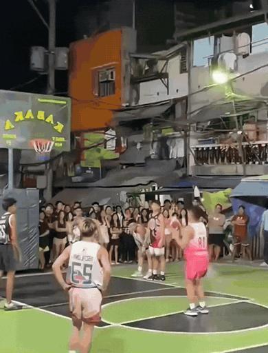 [发怒][发怒]如果对位他能想到哪些球星什么招式对付他？？
第一个必须是用扎扎的