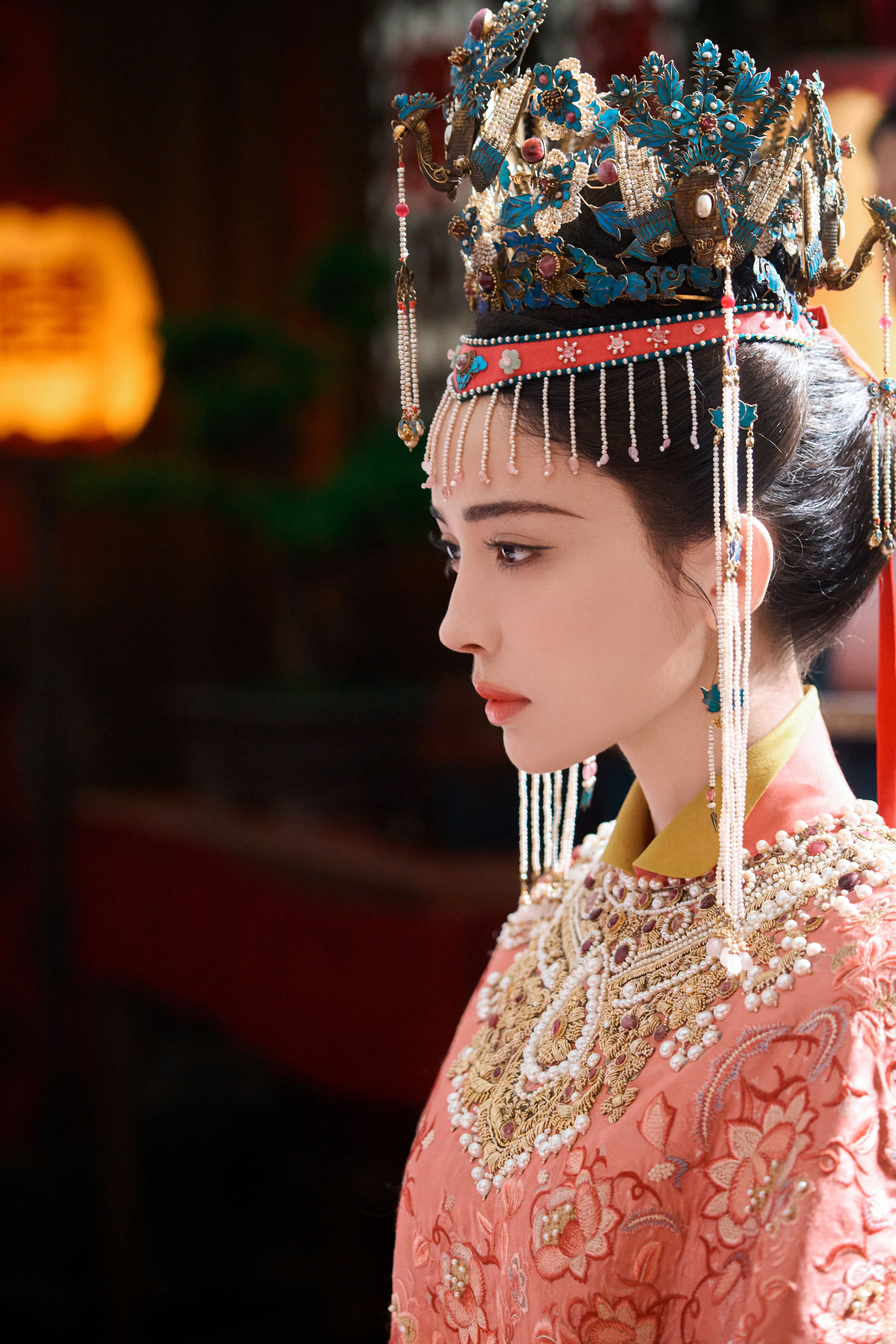 娜扎 《玉茗茶骨》荣善宝☽ 剧照-粉衣嫁衣+发冠⭕ 【冷门颜色嫁衣➕1】 