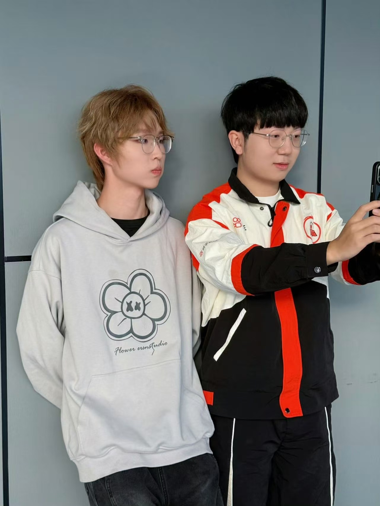 KSG见面净搞抽象了 家人们谁懂啊，KSG这见面现场，抽象程度直接拉满，每一秒都