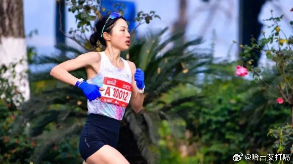 凤凰新闻【“最快女护士”辞职86天，已获20万奖励】张水华2026年1月2日，张