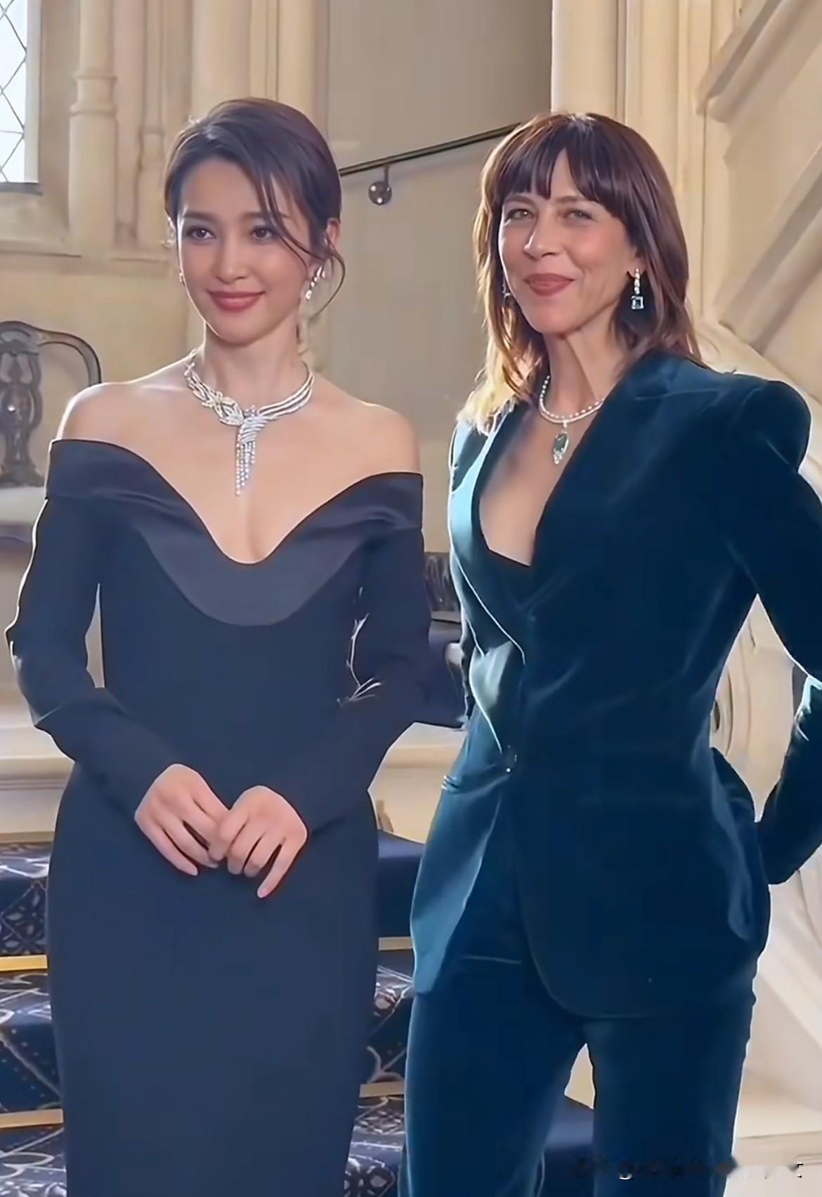 这一夜，被温柔而坚定的李冰冰惊艳，凭气质身材秒了一众巨星！
这几年，李冰冰很少有