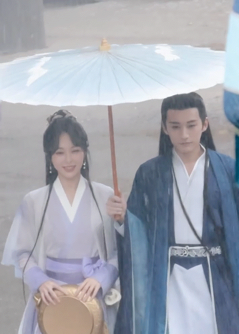 刘学义资源之前是唐嫣的男主，现在是杨幂的男主（江山大同）资源好好哦