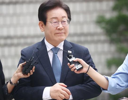 韩国这次把话说明白了！

据韩联社9月3日报道，针对光州双年展设置所谓“台湾馆”