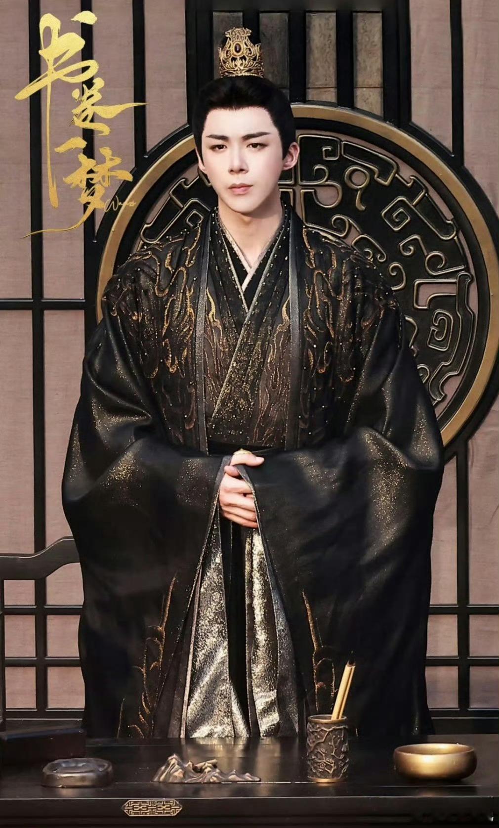 之前听说刘宇宁粉丝消费力超强，这次多个影视项目老板点名要他，不得不信了。他不仅形