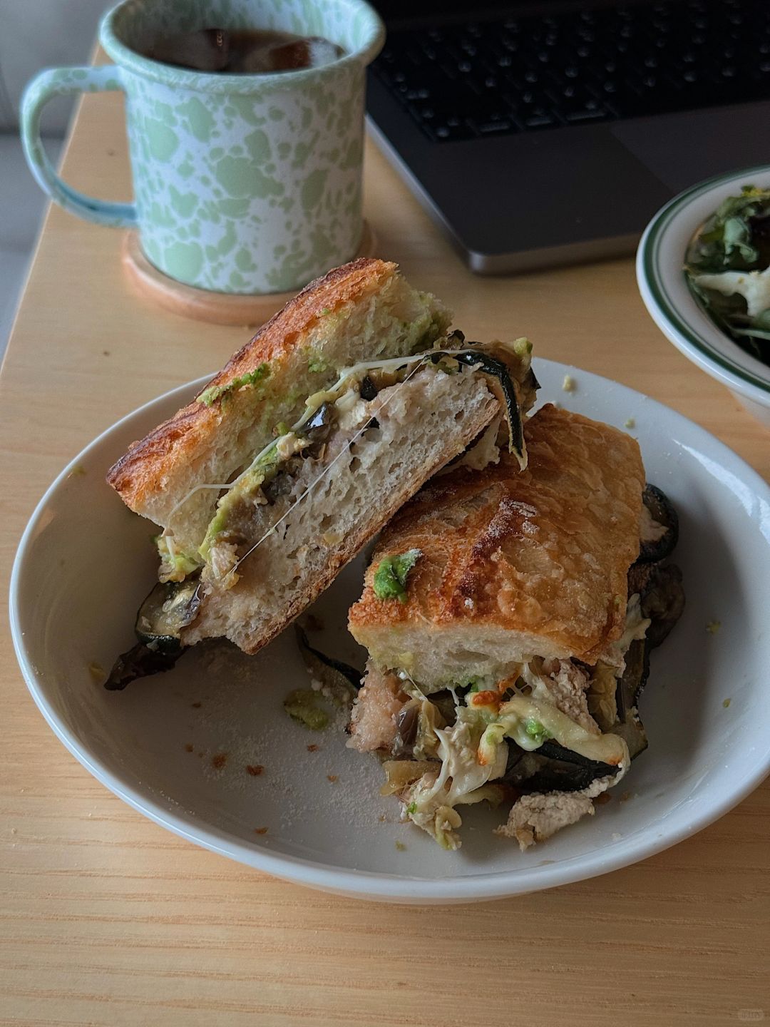 🥖买到了胖嘟嘟的法棍