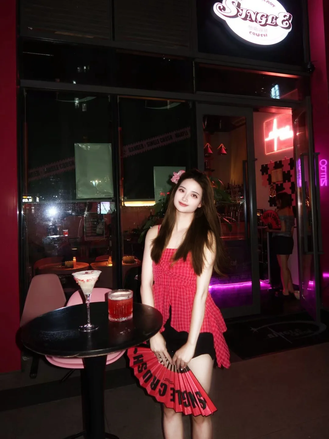 男朋友带我来深圳仅有的一家赛博小清吧🍹