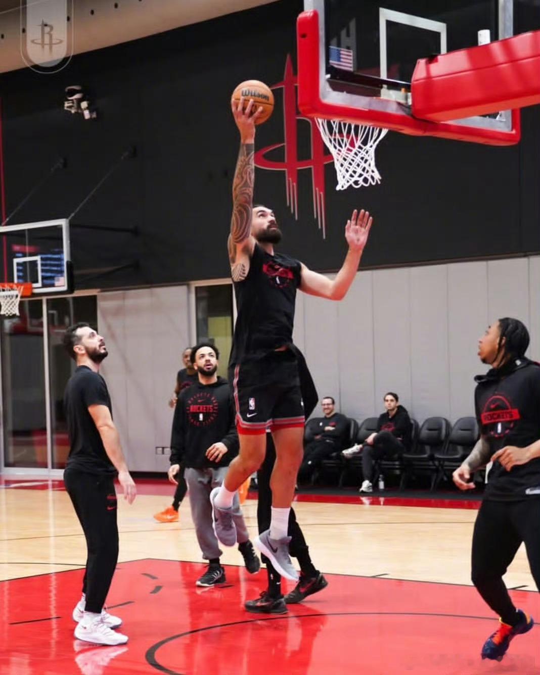 NBA明天来了！火箭出战快船，这一把哈登遇见老东家，当初的火箭登现在有火箭杜代替