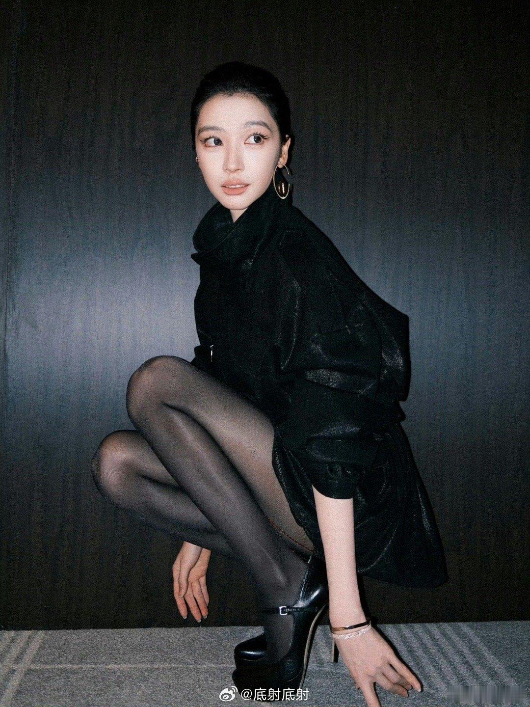 易梦玲[色][锦鲤附体][锦鲤附体][舔屏][舔屏][爱慕][舔屏][色][爱你