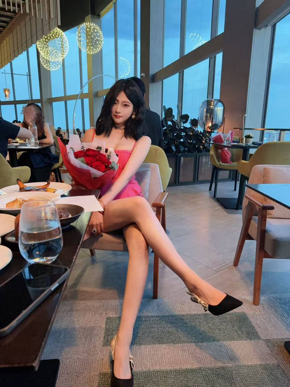 外滩的夜，照量了我小小的心 