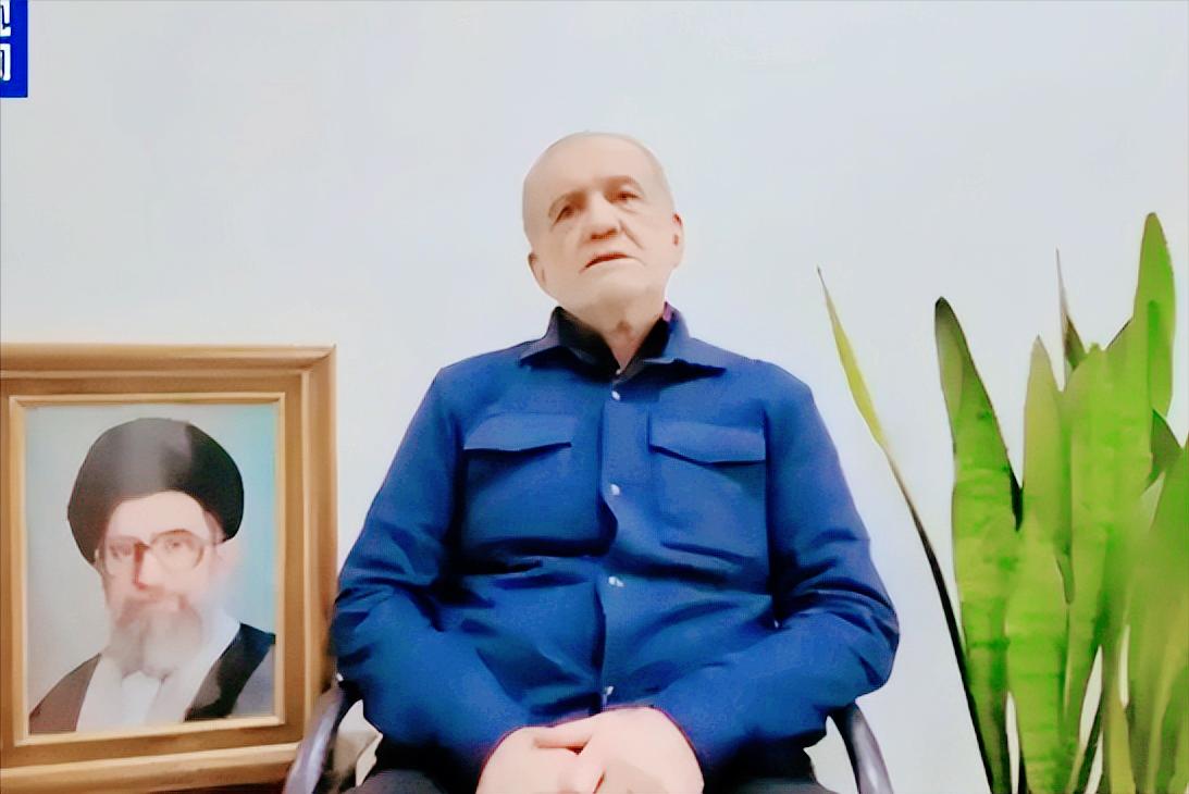 绝不认怂！当地时间3月7日，伊朗总统佩泽希齐扬一场电视讲话，直接把全世界的目光都