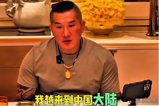 馆长25日北京之行，再次被刷新三观！
 
麻烦看官老爷们右上角点击一下“关注”，