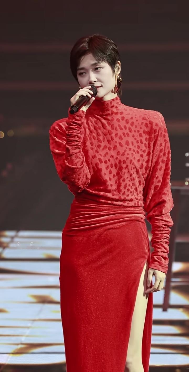 被李宇春惊艳了！

第一次，真的被李宇春惊艳到了。

我宣布，我再也不喊李宇春“