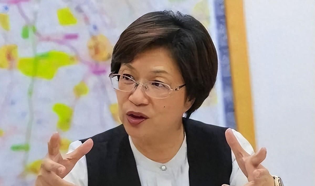 徐欣莹、杨文科相继被针对，赖士葆发声尽显弱懦。就针对蓝白在新竹县无法整合一事，赖