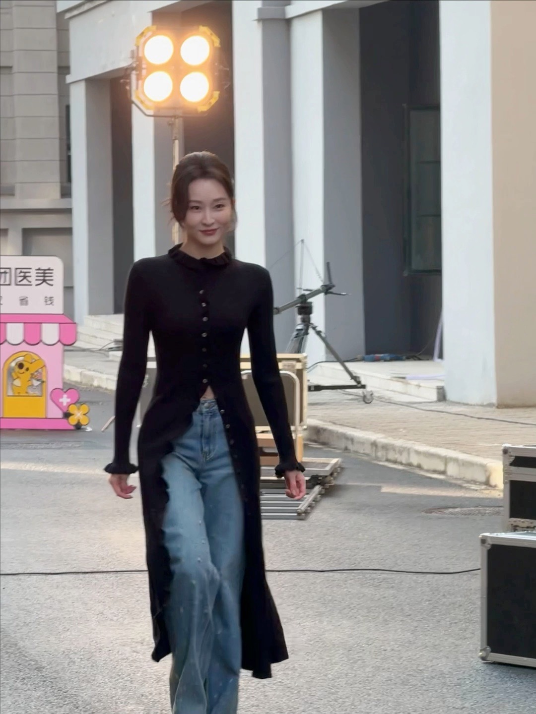 不知道有没有人记得《不讨好的勇气》里的明星姐姐“李珊珊”……虽然出场不多，但是真