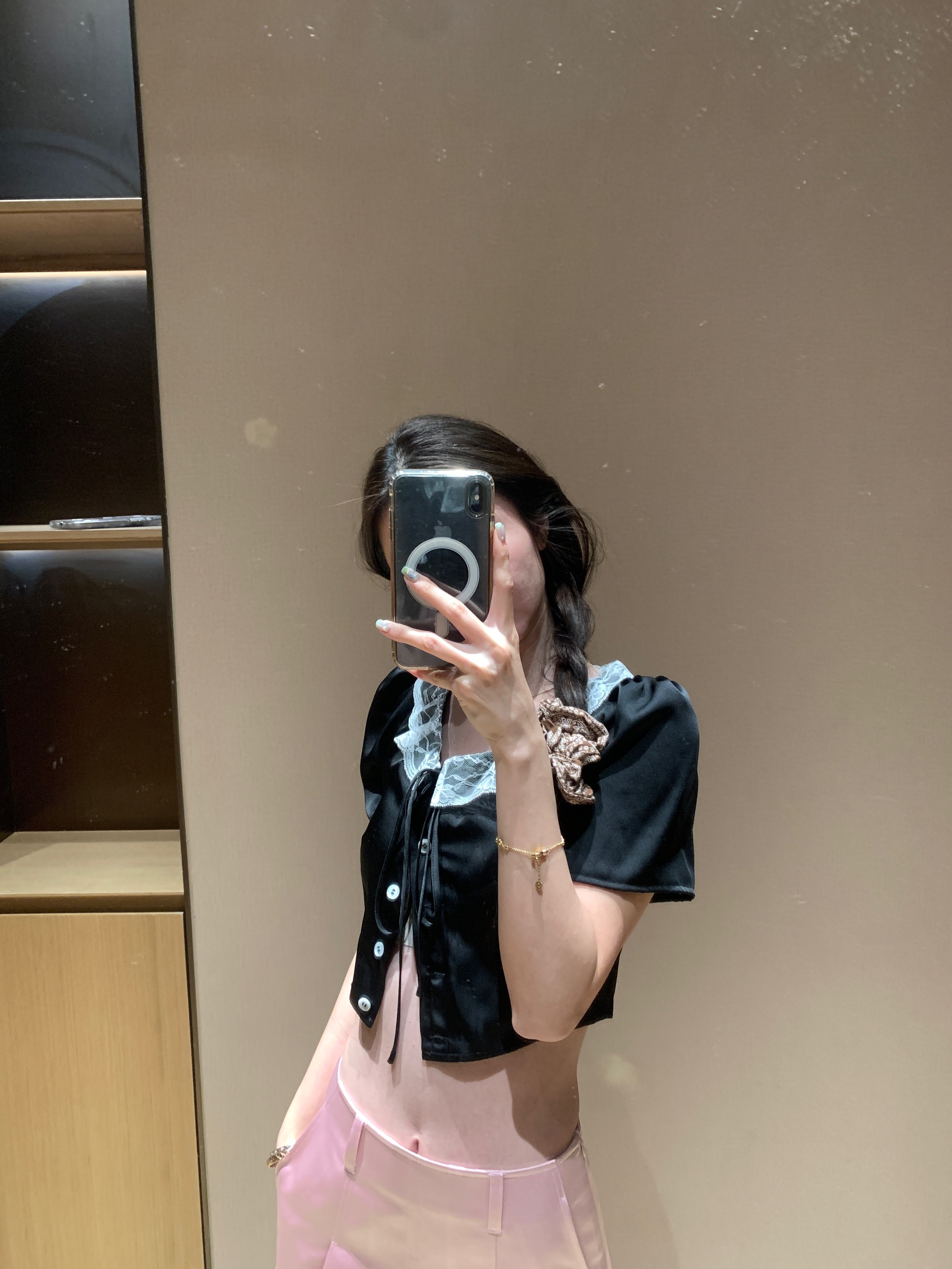 🥳今天穿的比较乖 