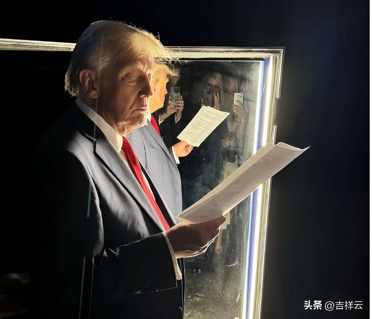 白宫总统办公室正传来一首悲伤的旋律，侧耳倾听怎么这么熟悉呢？喔噢，原来是《冲动的