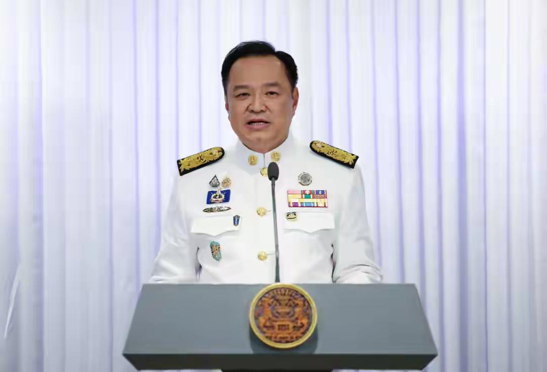 泰国乱成一锅粥，阿努廷被逼到墙角，他信侄子欲挑大梁欲进军政坛