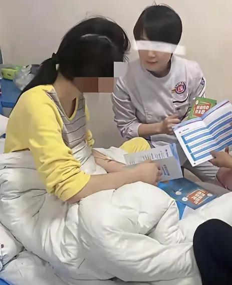 湖南某医院副院长和女主任的私密视频全网疯传，也许在全网议论此事的时候，最难受的可