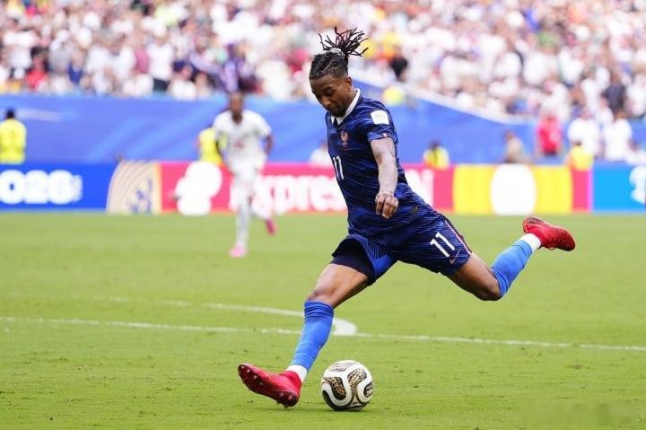 【身价1.5亿！奥利塞世界杯8场7助破纪录，20脚射门0球同样“领跑”】    
