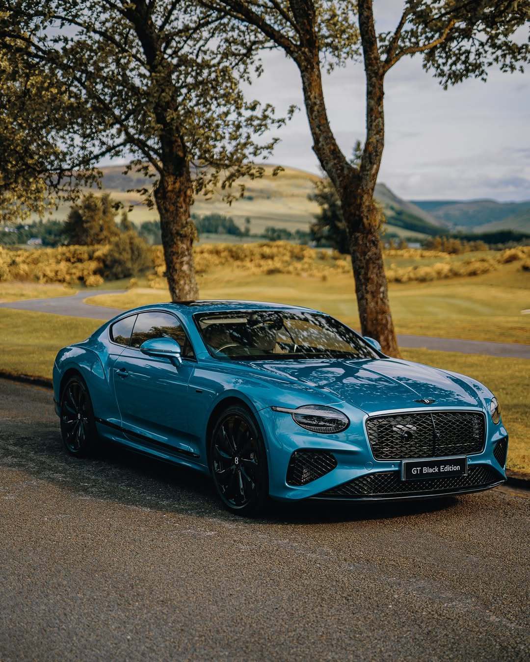 Bentley Continental Kingfisher Blue ​​​