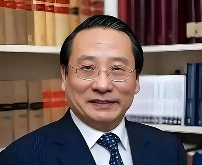 别以为文化渗透是老黄历！高志凯重磅发声，一语戳破真相：从教材插画到企业招标，从学