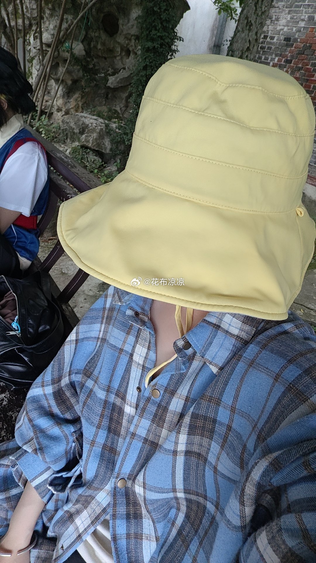 当摄影真好啊不用早起化妆也不用穿闷热的衣服出门 