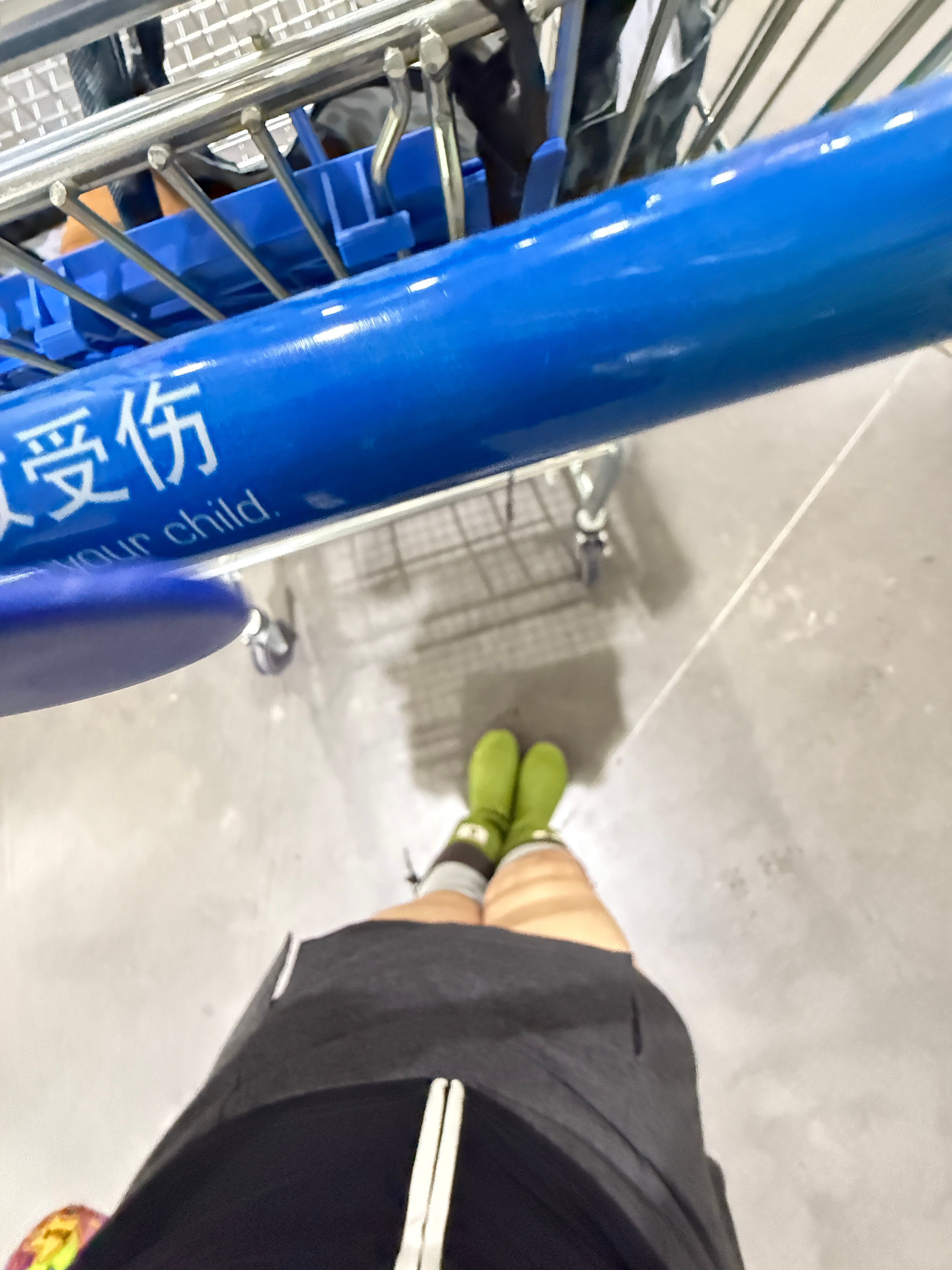 咳咳，我觉得第二张挺好看的