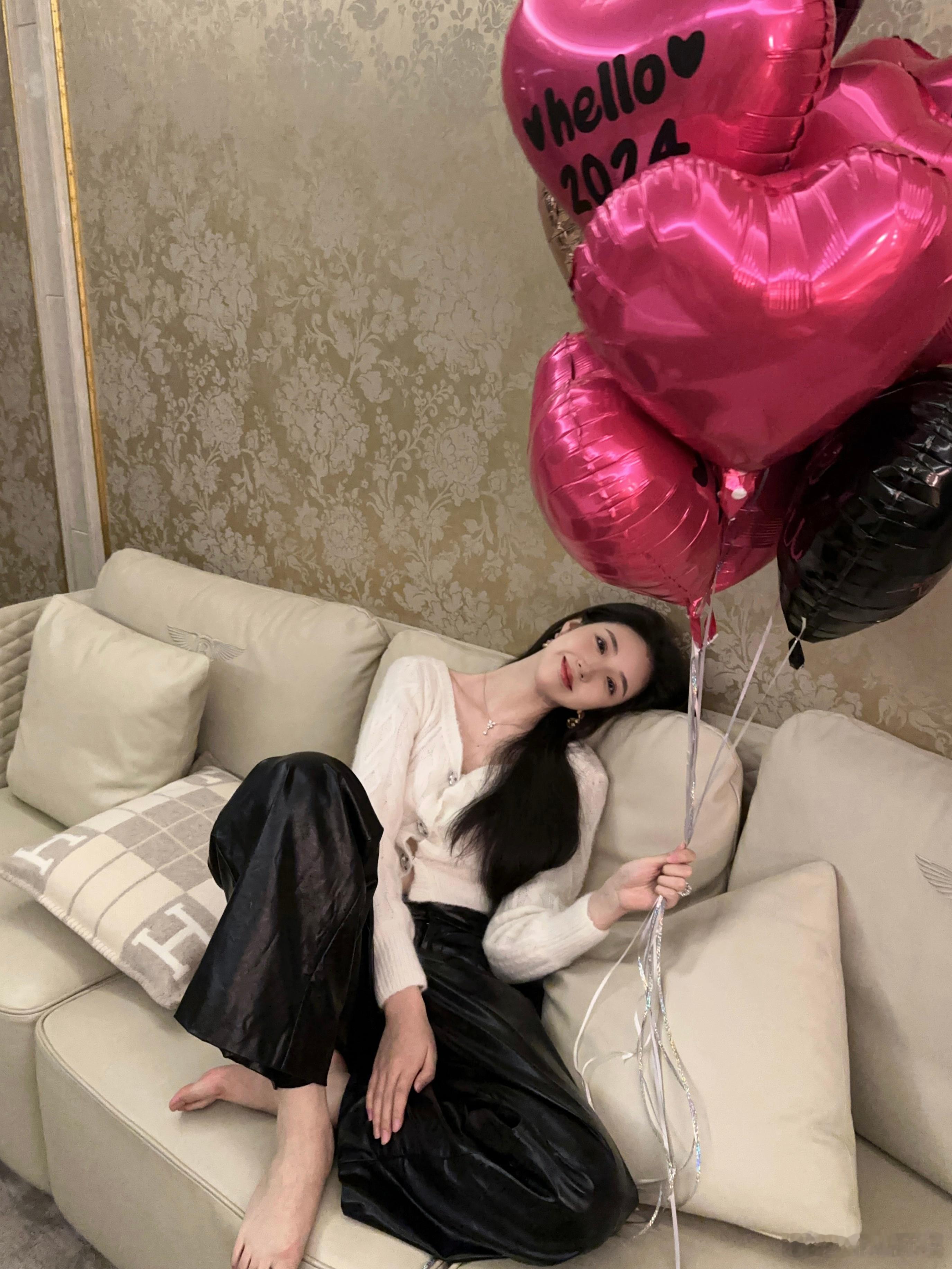 真的更新不过来了，大家看照片去xhs[泪] ​​​