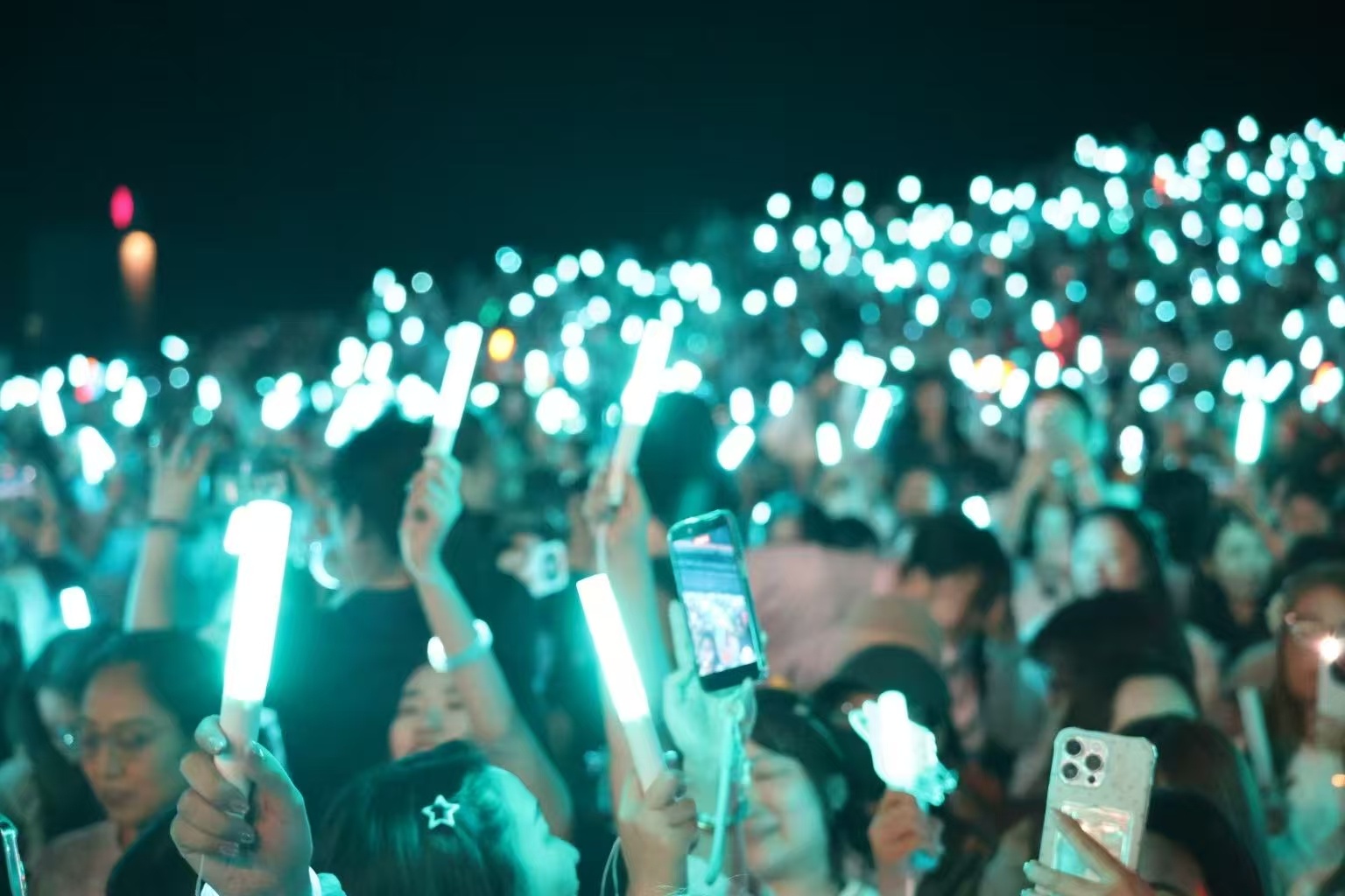 我的小星河谢谢你们毫无保留 热烈的爱！ 