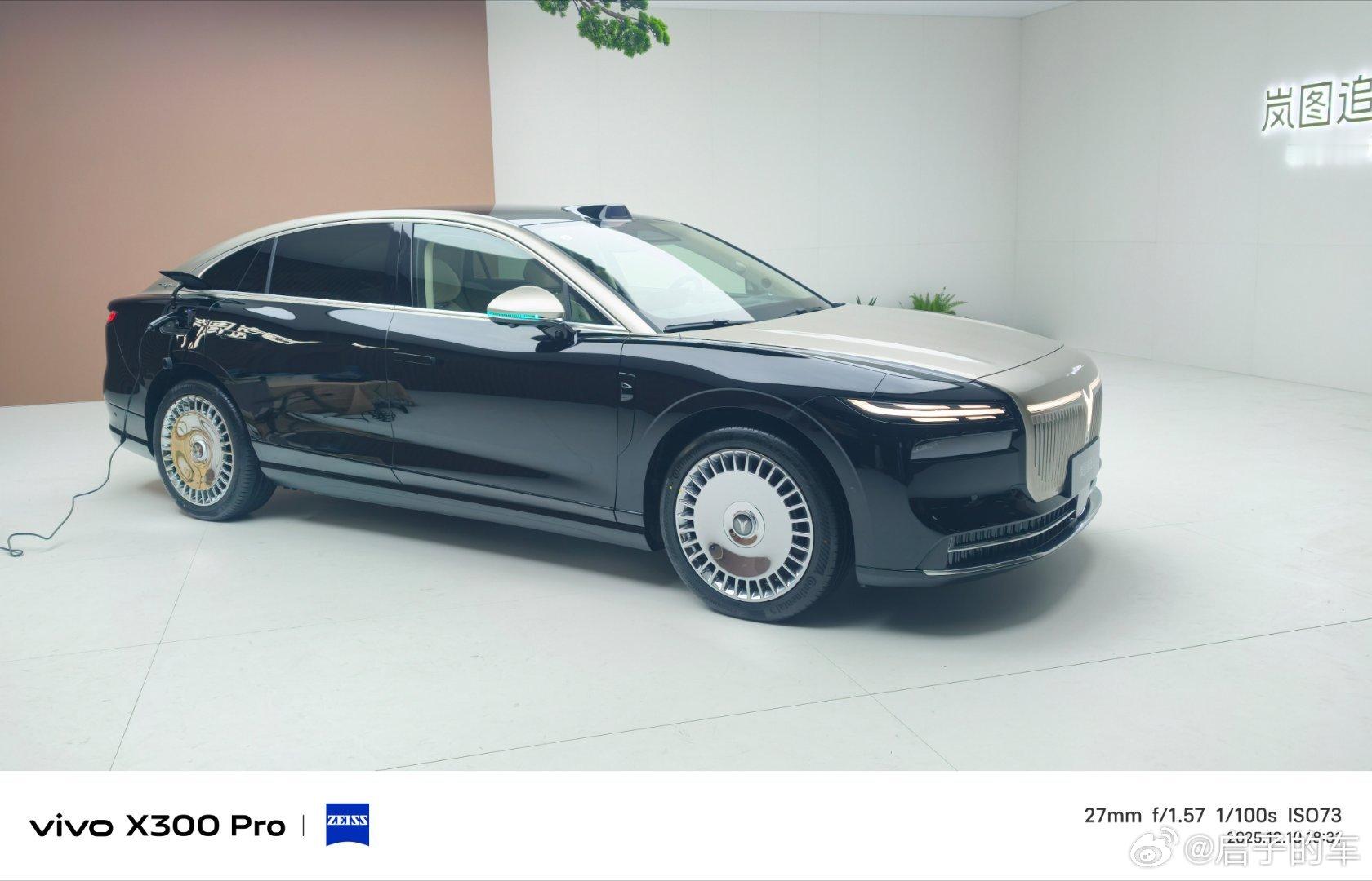 来喽来喽12月10日岚图追光L压轴上市岚图汽车启子的日常我与汽车的日常 北京·北