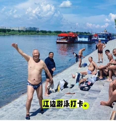 〔人体的生理知识之一：中考必考题内容〕
毛细血管的特征有哪些：五大特征。
1. 