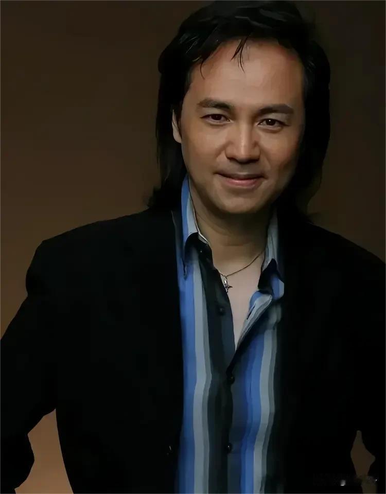 中国音乐史人物之第430位，童安格（1959.7.26一）生于台湾省高雄市。
音