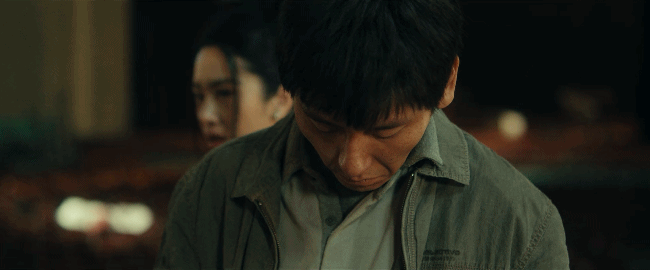 蒋奇明新剧最窝囊的一集  看惯了蒋奇明在以前的剧里坏事做尽， 风中的火焰  这是