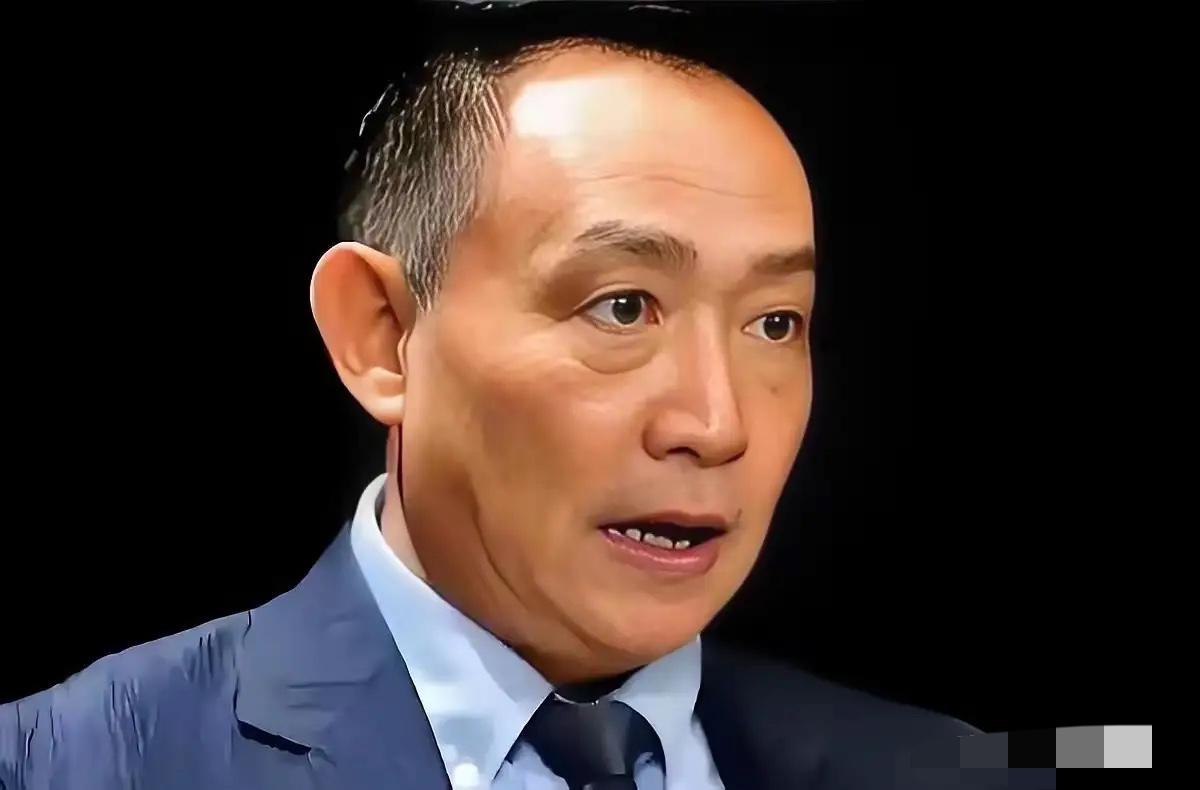 学者卢麒元近日在北京公开发声，他提出一个主张：“立法者每次参与都要政审！ ”因为