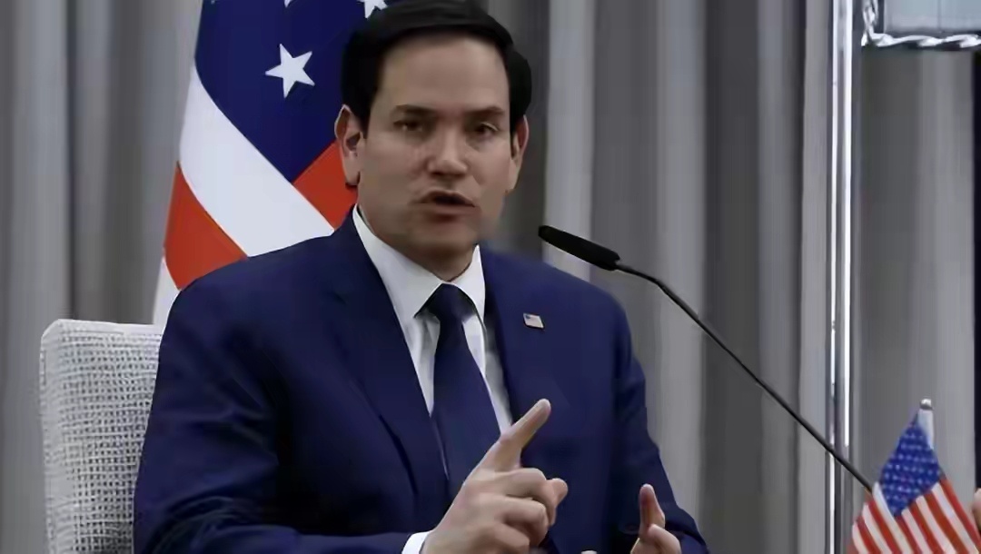 卢比奥：中国正在经历人类最大规模军力建设，美国打不过中国。 