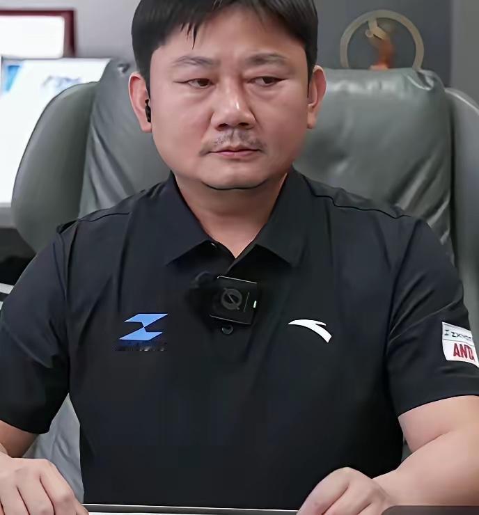 别家售后忙着推诿甩锅，唯独这个老板直播当场关店，难怪越来越多消费者认准他

现在