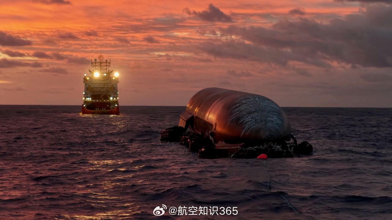 【马斯克称星舰上面级海上拖运恐难成功】星舰第13次试飞约两周后，SpaceX仍在