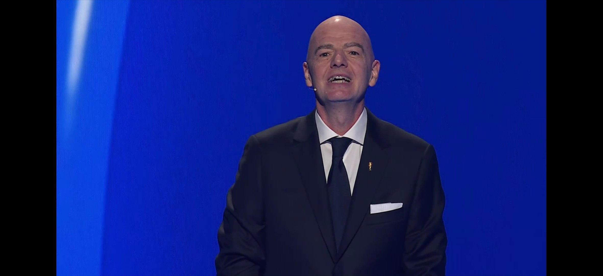 2026世界杯 抽签仪式，因凡蒂诺介绍川普。 