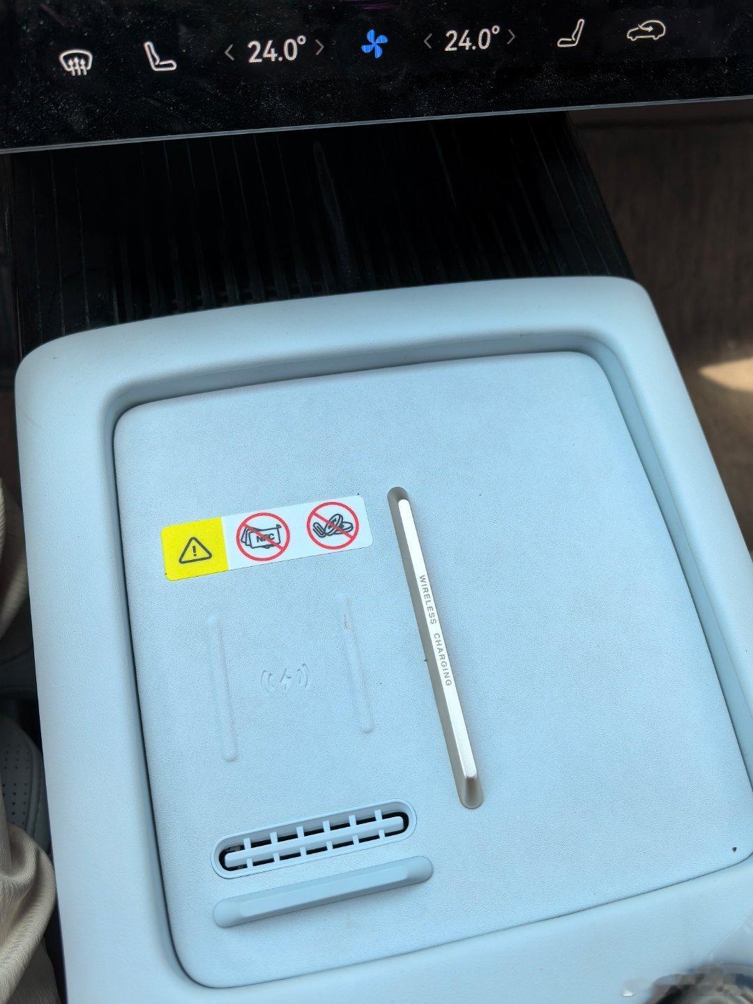 刚给我的阿维塔07换了50W风冷快充面板，用积分抵扣只花了不到60块钱，又花39