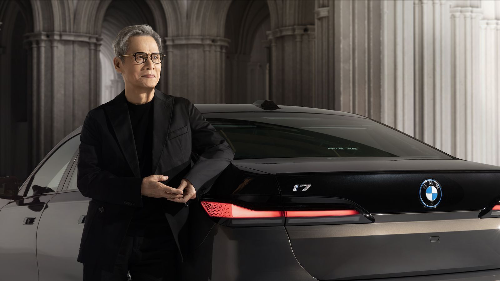 罗大佑代言宝马这个气质还是很搭的！ 