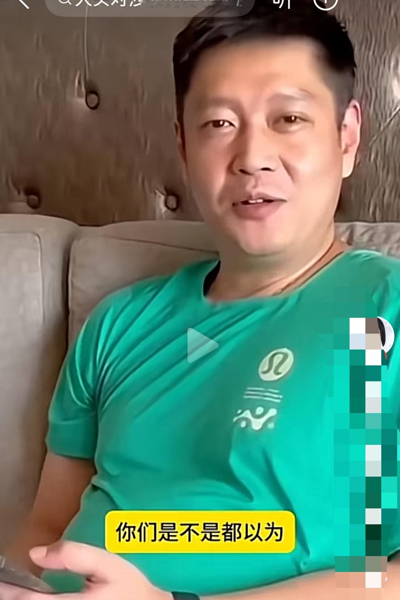 讲起莎莎和大头的事，邱贻可最有发言权，他说：现在大家在赛场上经常看到大头给莎莎递