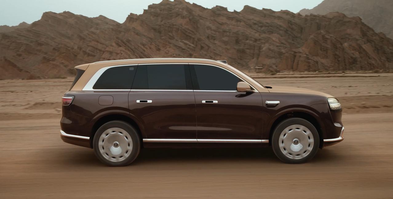 回望中国汽车高端化的征途，不乏勇者，却少有真正的破局者。问界M9的出现，恰如一把